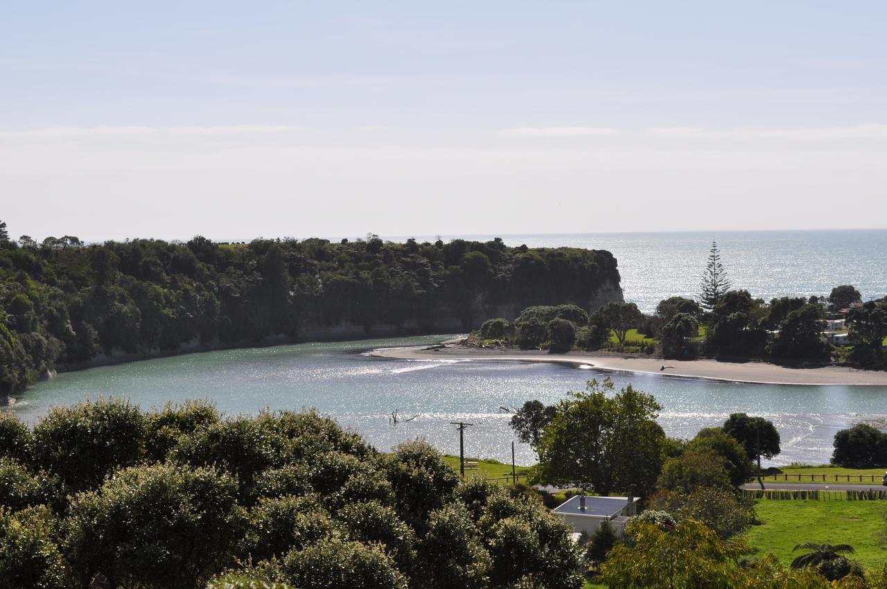 Urenui Beach Camp Exterior foto